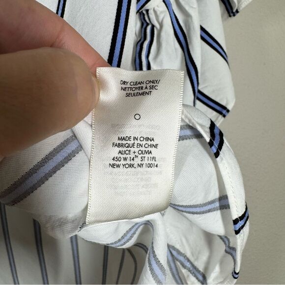 Alice + Olivia Edyth Striped Ruffle Top Button Front Blouse Oversized Medium - Picture 10 of 10